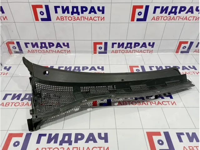 Решетка стеклоочистителя правая Mazda Mazda 3 (BK) BN8V-50-7R0D