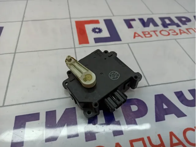 Моторчик заслонки отопителя Mazda Mazda 3 (BK) BP4K-61-B60