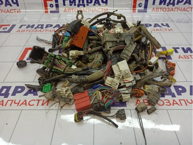 Фишка (разьем) Mazda Mazda 3 (BK)