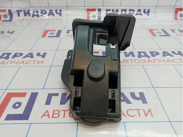 Кожух рычага стояночного тормоза Mercedes-Benz GLK (X204) 2046890408