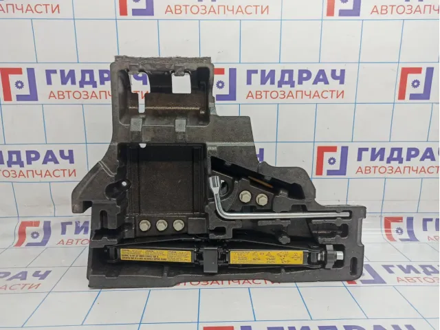 Домкрат Mercedes-Benz GLK (X204) 1645800118