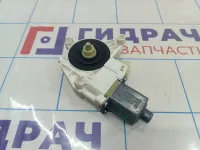 Моторчик стеклоподъемника передний правый Mercedes-Benz GLK (X204) 2048200242