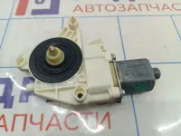 Моторчик стеклоподъемника задний правый Mercedes-Benz GLK (X204) 2048200642