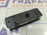 Блок управления стеклоподъемниками Mercedes-Benz GLK (X204) 2128208210