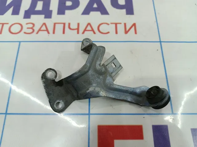 Кронштейн воздушного насоса Mercedes-Benz GLK (X204) 2720100240