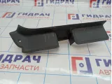 Накладка петли багажника правая Mercedes-Benz GLK (X204) 2046932633
