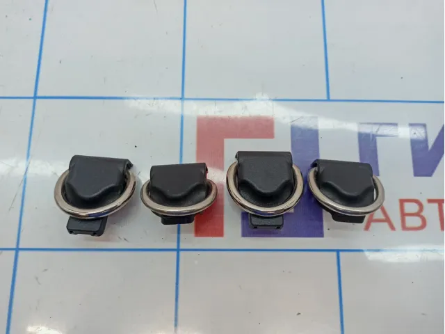 Крючок багажника Mercedes-Benz GLK (X204) 2048602114