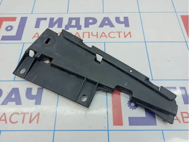 Кронштейн решетки радиатора правый Mercedes-Benz GLK (X204) 2048851036