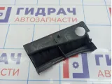Кожух замка капота правый Mercedes-Benz GLK (X204) 2048261224