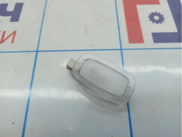 Плафон салонный Mercedes-Benz GLK (X204) 2218200401