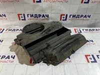 Крышка воздушного фильтра Mercedes-Benz Axor A9408360040