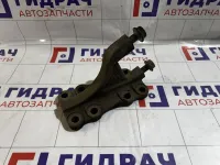 Кронштейн v-образной реактивной тяги правый Mercedes-Benz Axor A9413250309