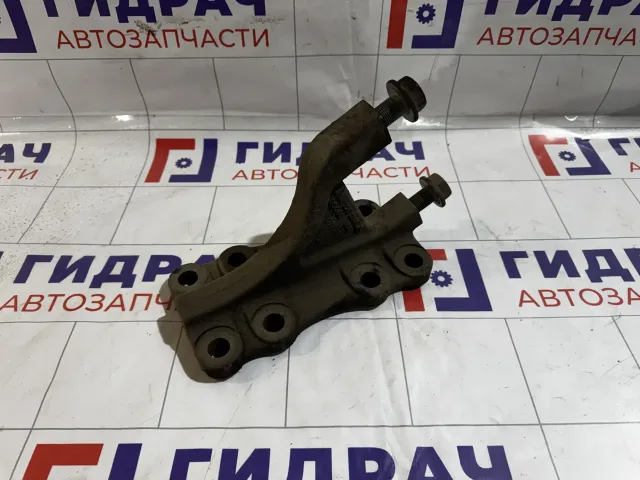 Кронштейн v-образной реактивной тяги правый Mercedes-Benz Axor A9413250309