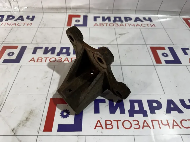 Кронштейн крепления крыла правый Mercedes-Benz Axor A9415222092