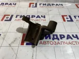 Кронштейн крепления крыла правый Mercedes-Benz Axor A9415222092