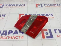 Фонарь задний внутренний левый Mercedes-Benz B-класс A1698201564