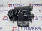 Корпус воздушного фильтра Mercedes-Benz E-Class 200 (W212) A2710901601