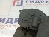 Моторчик заслонки отопителя Mercedes-Benz E-Class 200 (W212) A2218200042