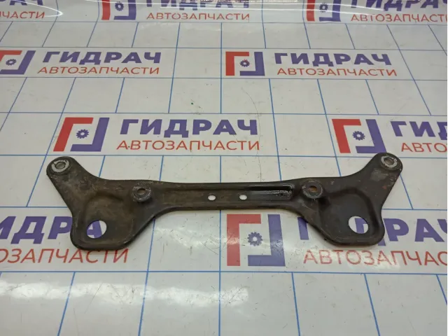 Кронштейн рулевой рейки Mercedes-Benz E-Class 200 (W212) A2046280011