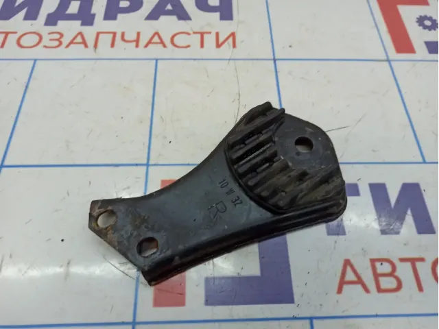 Кронштейн задней балки правый Mercedes-Benz E-Class 200 (W212) A2043520246