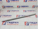 Накладка стекла переднего левого Mercedes-Benz GL-класс A1646907380