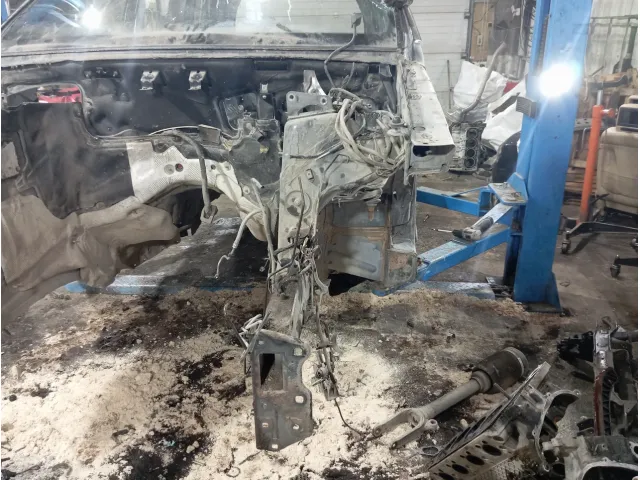 Лонжерон передний левый Mercedes-Benz GL-класс