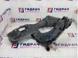 Кронштейн фар правый Mercedes-Benz GL-класс A1646200291