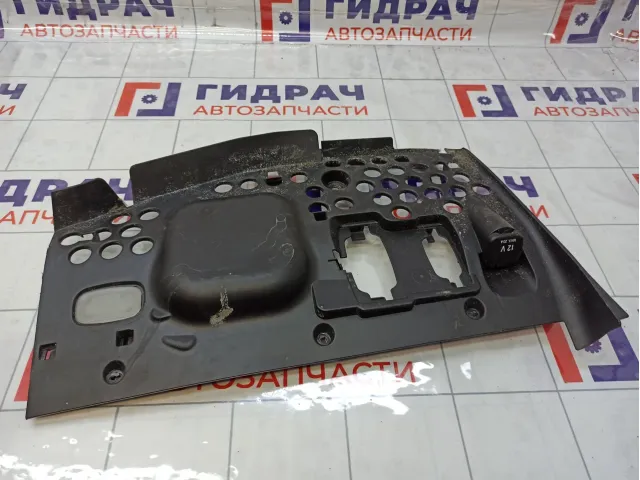 Накладка торпедо правая Mercedes-Benz GL-класс A1646808517