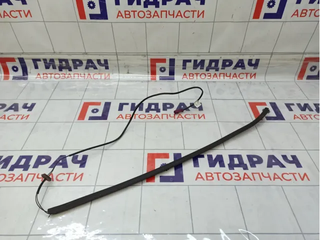 Датчик положения крышки (двери) багажника левый Mercedes-Benz GL-класс A1648706510
