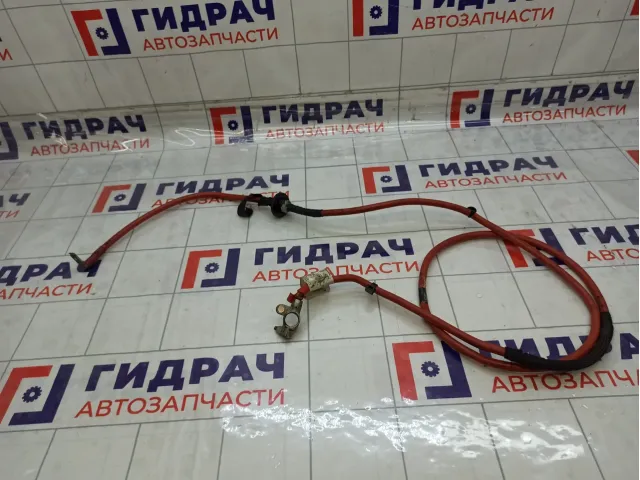 Клемма аккумулятора плюс Mercedes-Benz GL-класс A1645402730