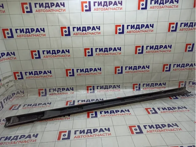 Кронштейн подножки левый Mercedes-Benz GL-класс A1646981130