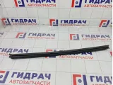 Уплотнитель стекла переднего левого Mercedes-Benz GL-класс A1667250365