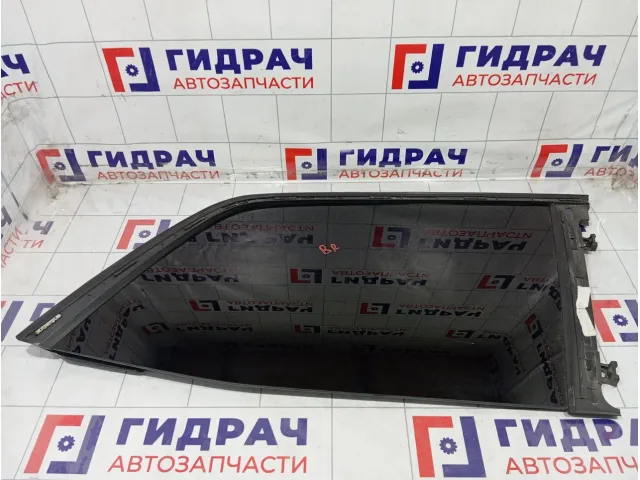 Стекло кузовное глухое (форточка) заднее правое Mercedes-Benz GL-класс A1666700449