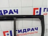 Уплотнитель стекла заднего левого Mercedes-Benz GL-класс A1667350325