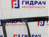 Уплотнитель стекла заднего правого Mercedes-Benz GL-класс A1667350425