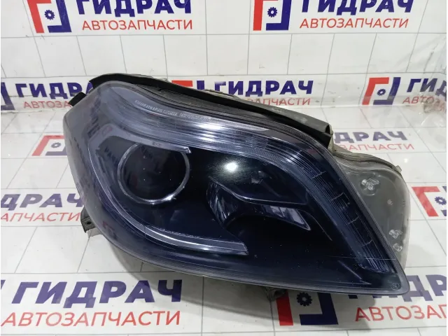 Фара правая Mercedes-Benz GL-класс A1668207461