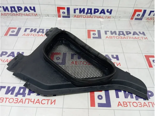 Воздухозаборник Mercedes-Benz GL-класс A1668300013