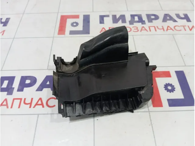 Уплотнитель капота левый Mercedes-Benz GL-класс A1666820123