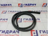 Уплотнитель капота Mercedes-Benz GL-класс A1668870198
