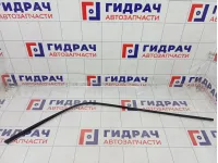 Накладка стекла глухого заднего правого Mercedes-Benz GL-класс A1666903080