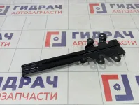 Кронштейн передней панели Mercedes-Benz GL-класс A1666264031