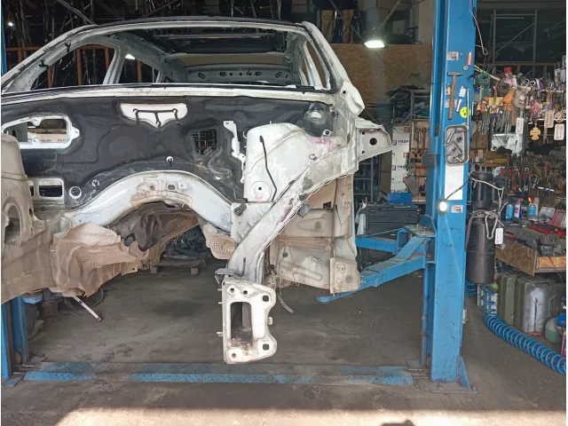 Лонжерон передний левый Mercedes-Benz GL-класс
