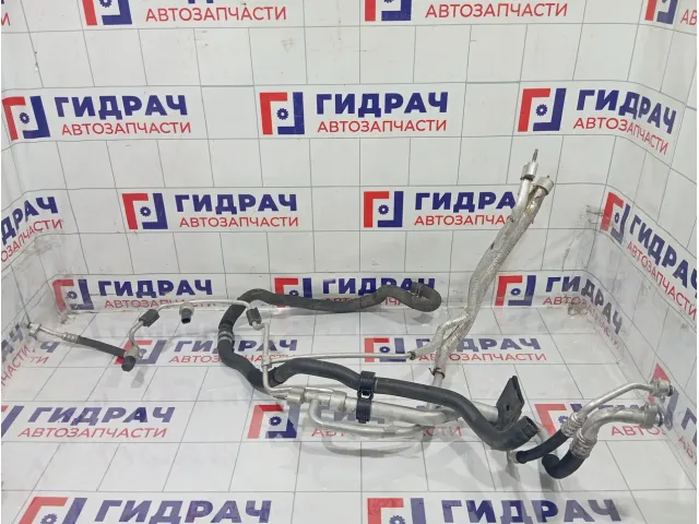 Трубка кондиционера Mercedes-Benz GL-класс A1668300300