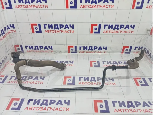 Патрубок охлаждения Mercedes-Benz GL-класс A1665008575