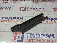 Накладка пола багажника правая Mercedes-Benz GL-класс A1666841431