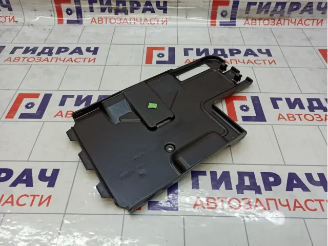 Накладка торпедо Mercedes-Benz GL-класс A1666840318