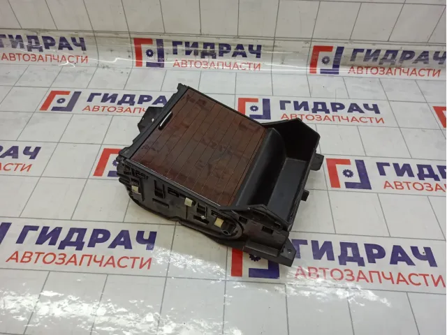 Подстаканник Mercedes-Benz GL-класс A1666805714