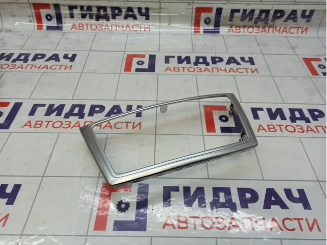 Рамка магнитолы Mercedes-Benz GL-класс A1666801917