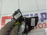 Блок кнопок в рулевое колесо Mercedes-Benz GL-класс A16690528008490