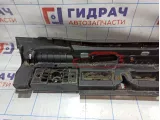 Кронштейн подножки левый Mercedes-Benz GL-класс A1666900010